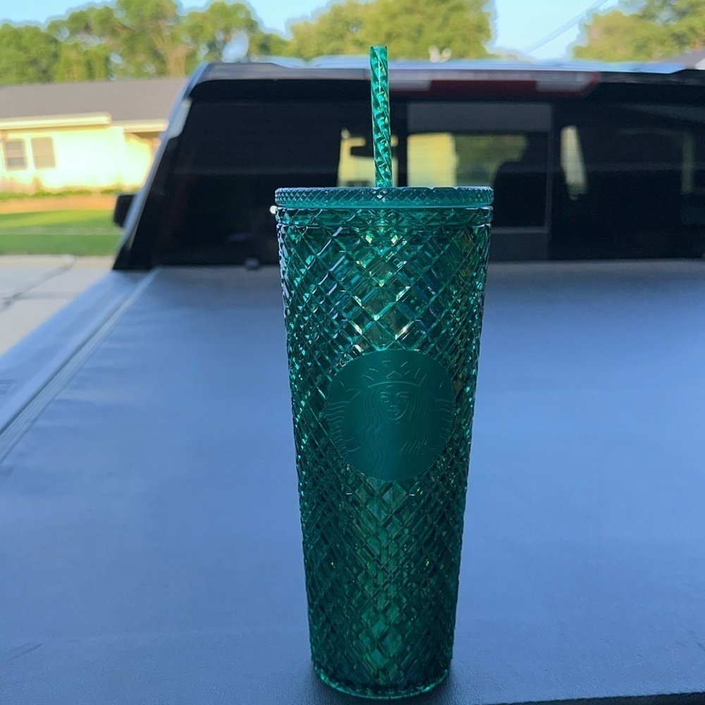 Starbucks Jeweled Iridescent Green Winter 2021 Venti Tumbler 24oz.